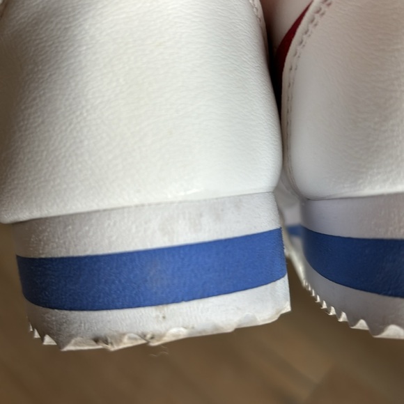 Nike Cortez Size 7.5 - Picture 9 of 10